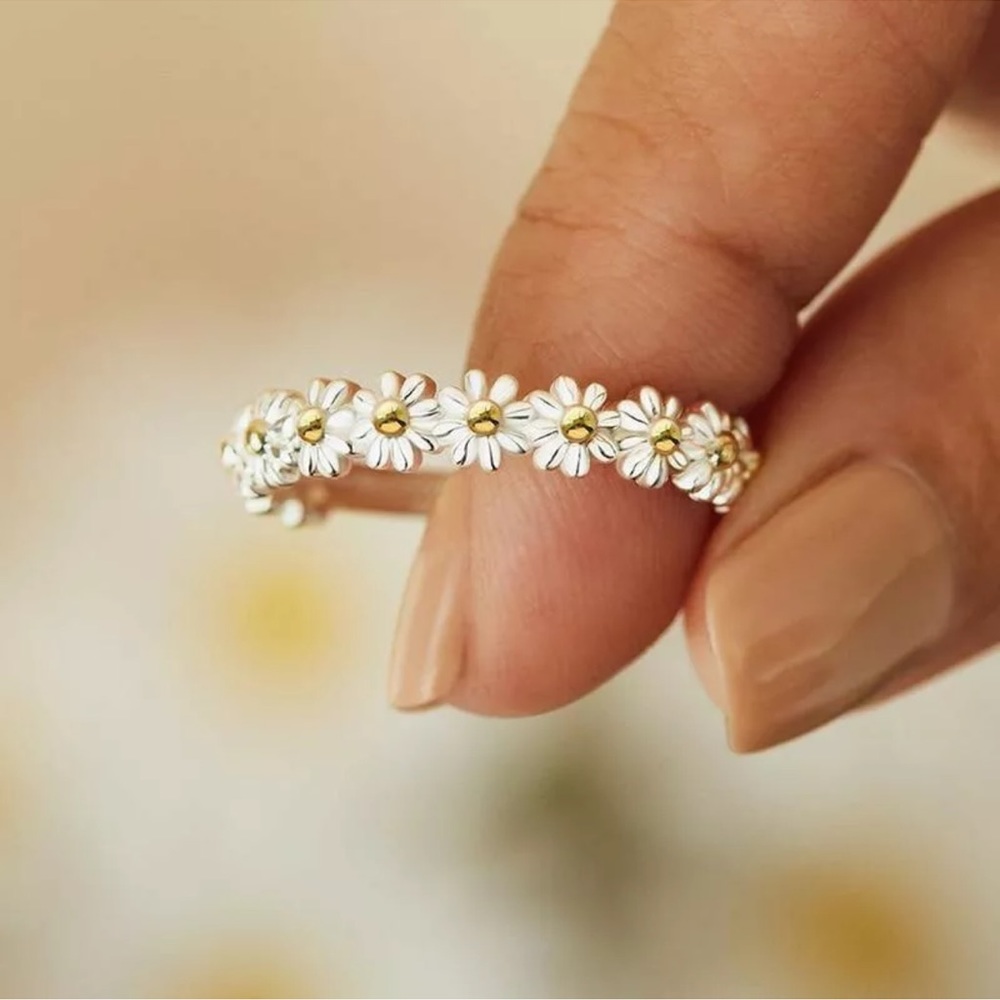Cute Flower Two Tone 925 Silver Rings for Women Wedding Jewelry Gift - Picture 2 of 4